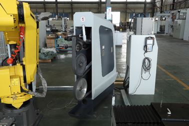 Çin Mobilya Endüstrisi için Yarı / Tam Otomatik Robotik Çapak Alma Makinesi Tedarikçi